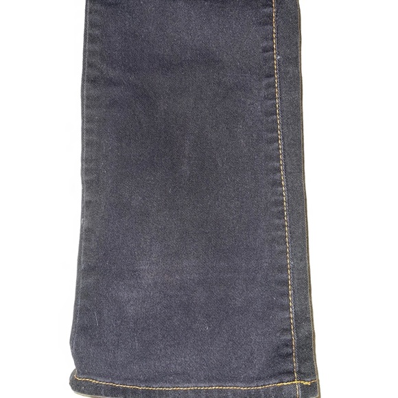 Jeans. - Picture 2 of 8